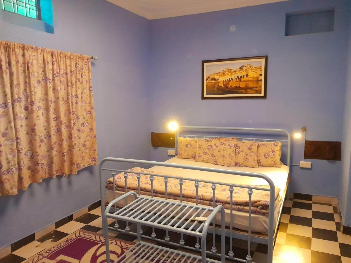 Paddy'S Loft The Lake View Hostel Udaipur Kültér fotó